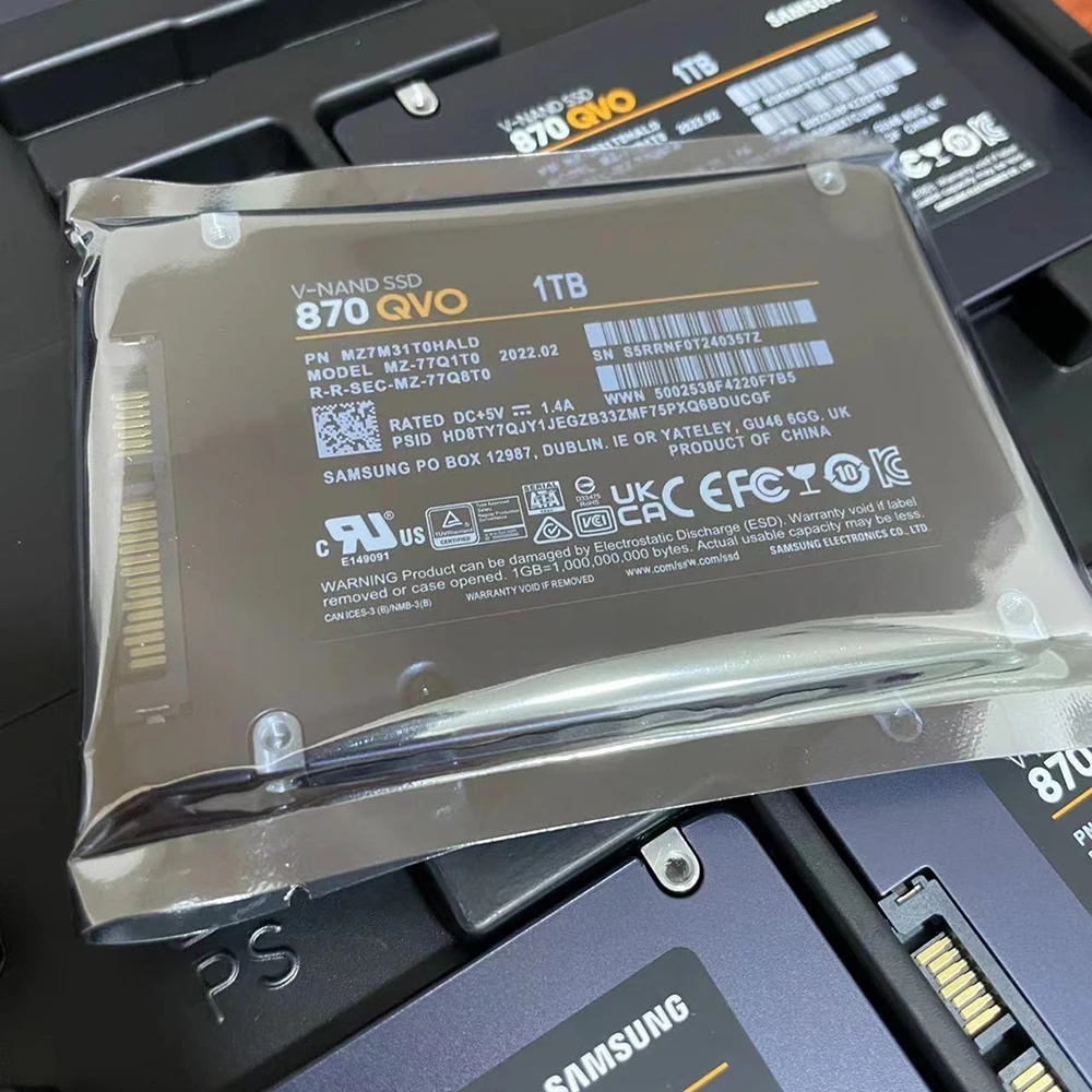 870 QVO untuk Samsung Solid State Drive 《 1T SATA 2.5 "SSD