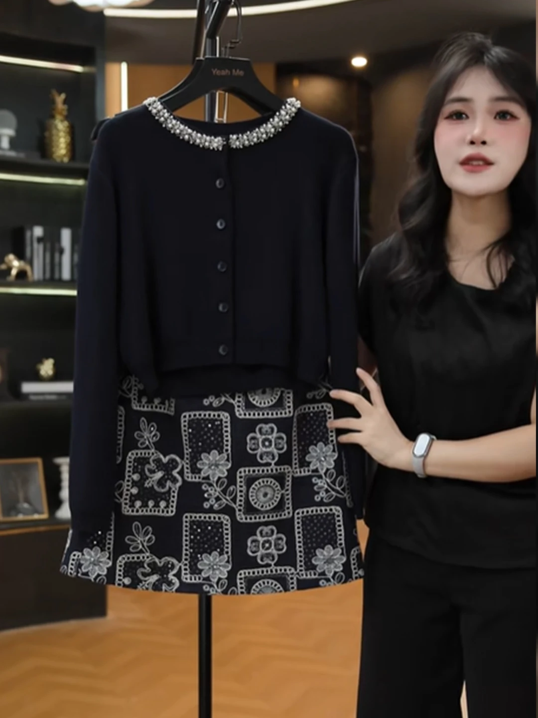 

Элегантный вязаный топ с бисером и пайетками, юбка, женский модный комплект, осенне-зимний новый стиль, с цветочным узором, облегающий крой, французский стиль