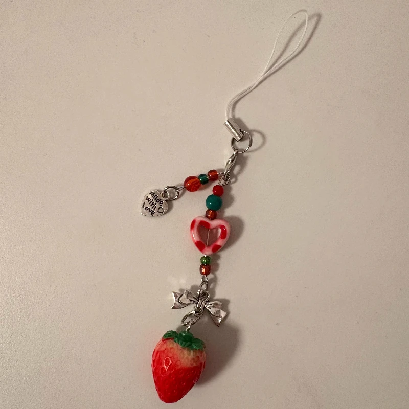

Милый милый ремешок для мобильного телефона с клубникой, милая цепочка для телефона с фруктами для девочек, эстетический брелок для мобильного телефона