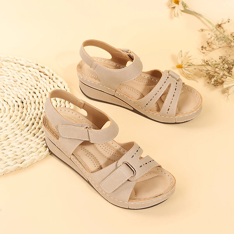 Zomer Sleehak Sandalen Voor Vrouwen Nieuwe Mode Non Slip Strandschoenen Vrouw Lichtgewicht Casual Platform Sandalias Mujer Plus Size