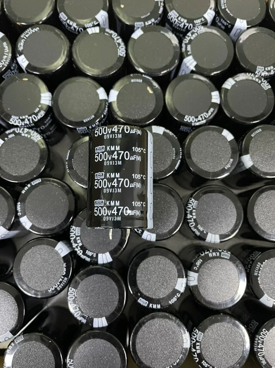 

(100pcs) 470uf 500v Electrolytic capacitor 35*50mm Good Quality Real photograph