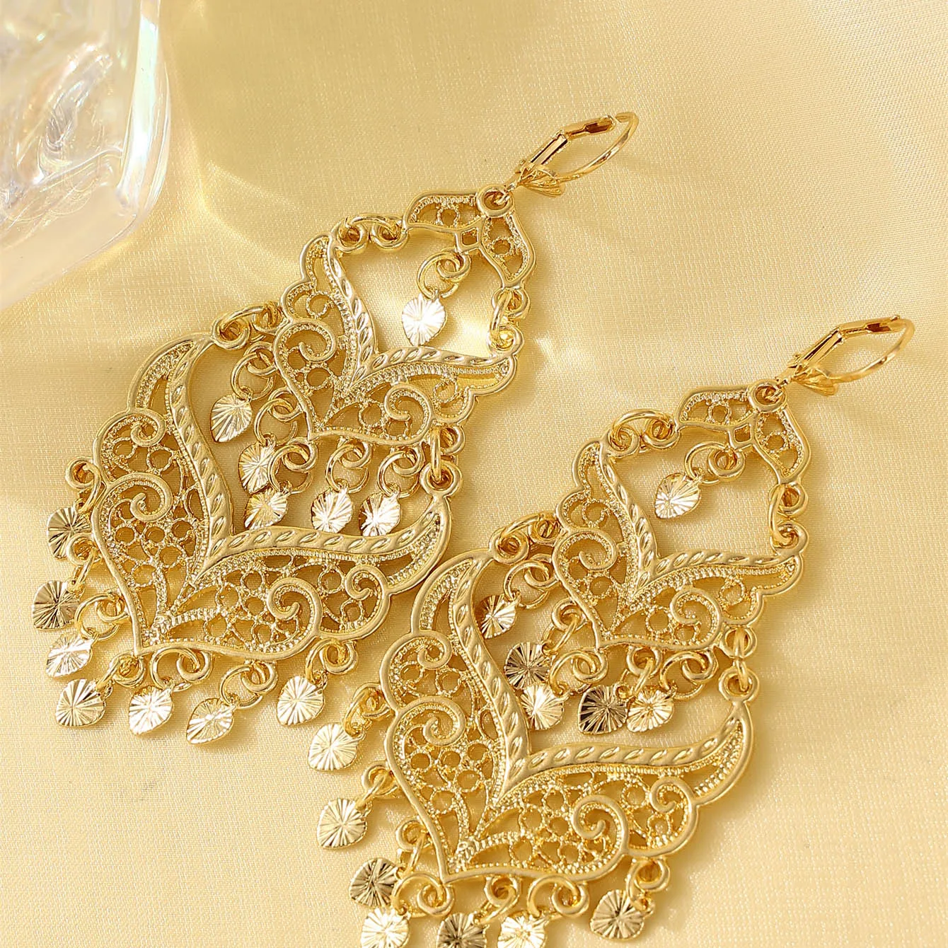 Ladies' gilded earrings brooches Algerian jewelry set luxurious vintage Middle Eastern bridal party accessories festival gifts