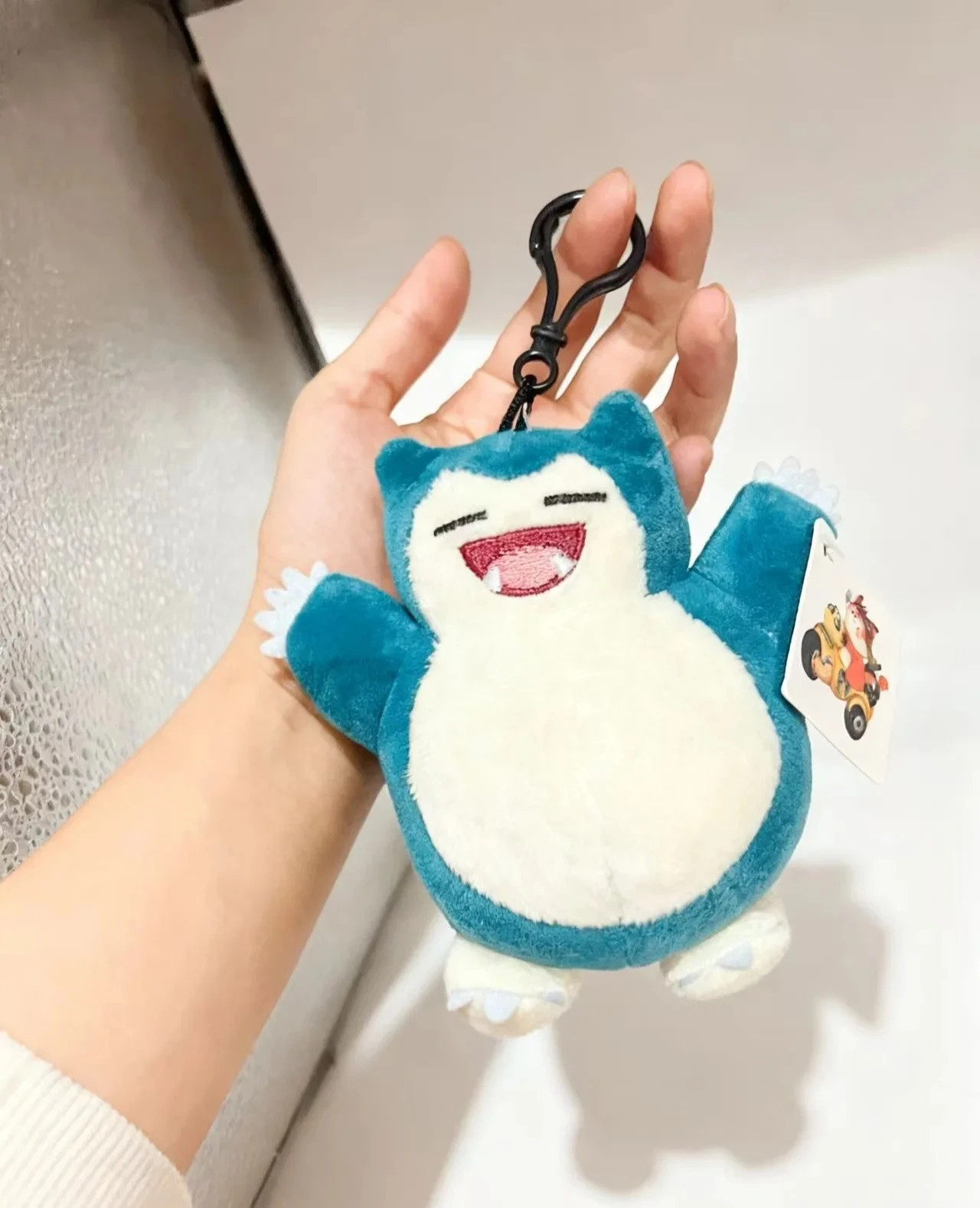 Porte-clés en peluche Pokemon ronflex 12cm, pendentif de poupée, jouet, cadeaux de noël pour enfants