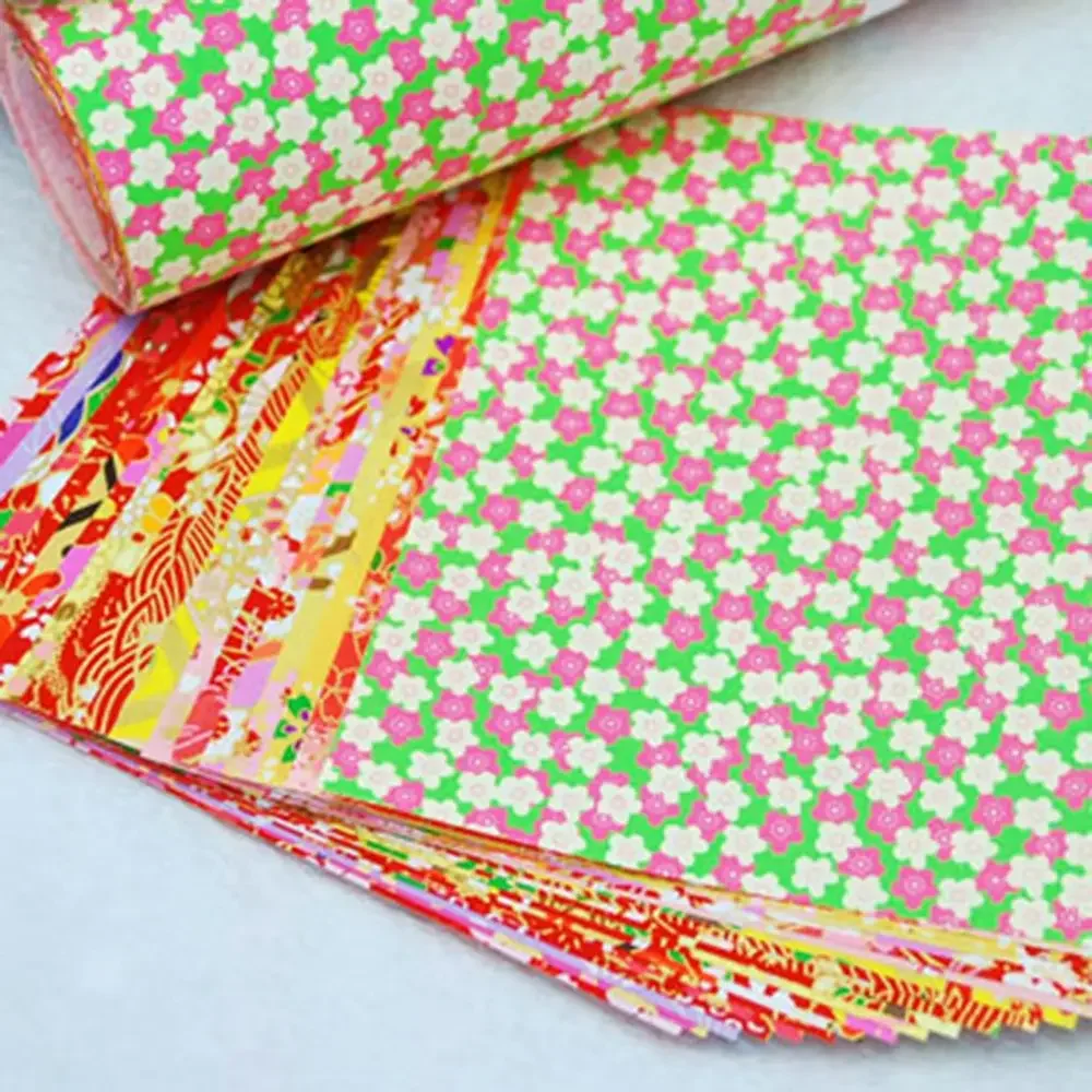 

20pcs/pack Japanese style Gold Lines Flower Paper Crane Decorative Environmental Material Diy Kids Origami Paper Scrapbook Decor