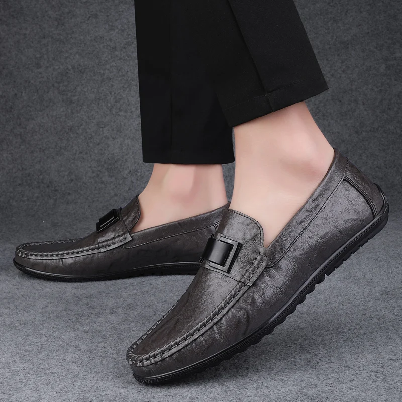 

Spring New Men's Comfortable New Two-layer Cowhide Bean Shoes Fashion Brand Men's Breathable and Anti Slip Low Top Driving Shoes