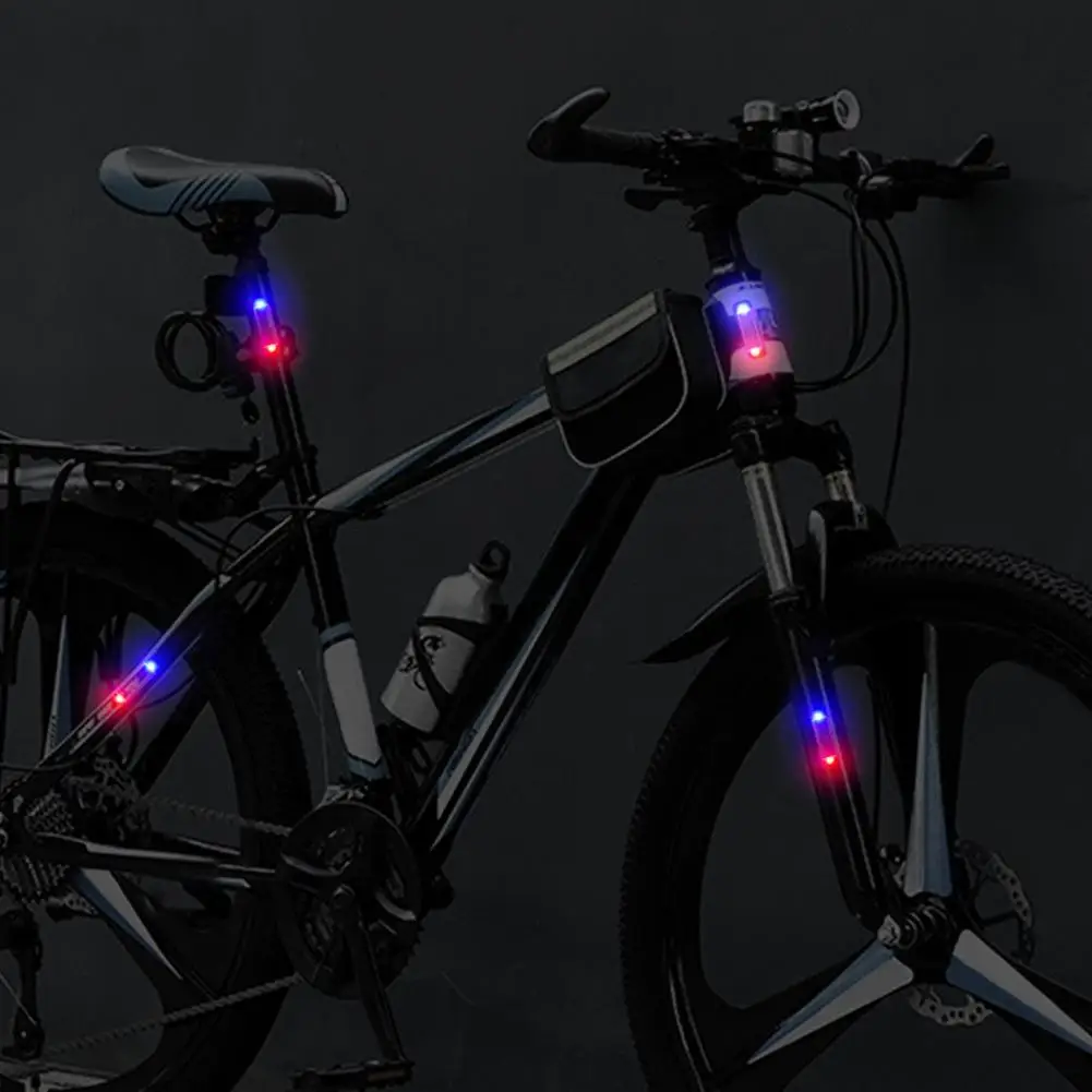 Автомобильная Противоугонная лампа, фонарик с солнечной батареей, лампа заднего хода для предотвращения столкновений в ночное время, красная и синяя вспышка для велосипедов и мотоциклов