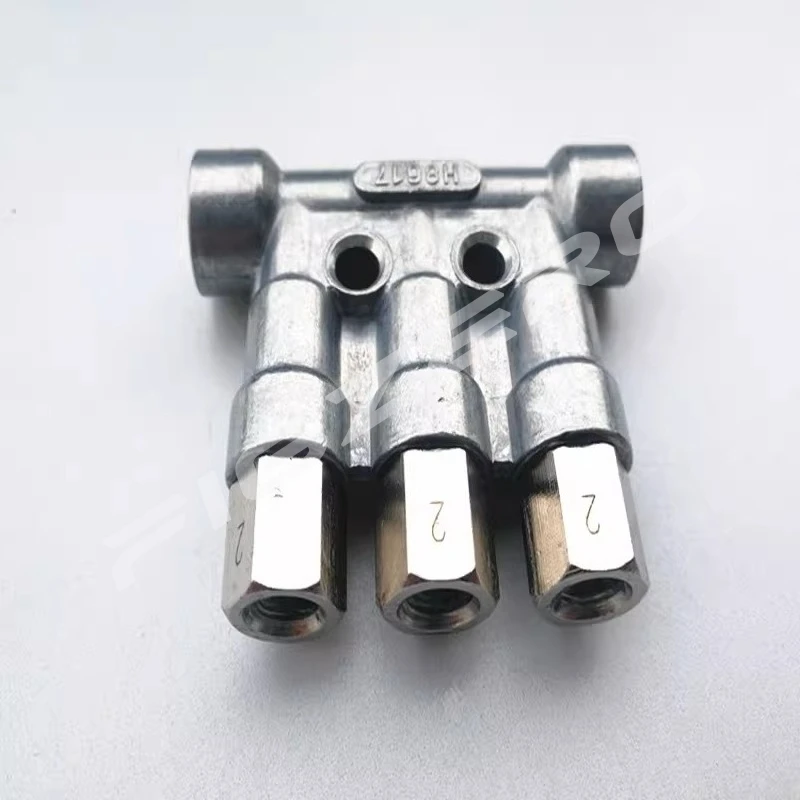for Haitian Injection Molding Machine Parts Three-Way Damping Lubrication Distributor H8617 Lubricant Outlet Brand New Genuine