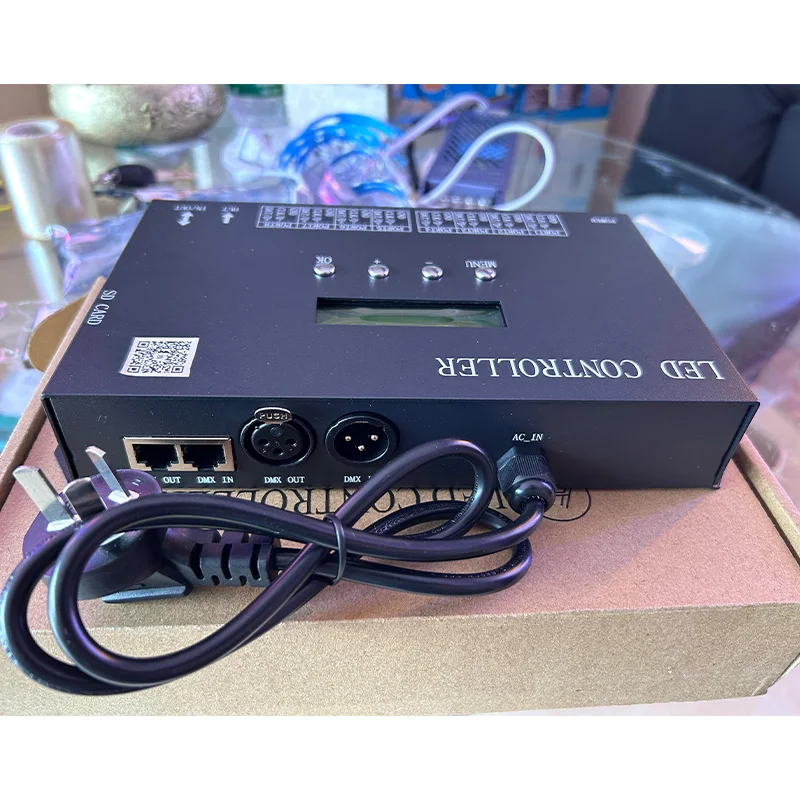 DMX512 magic light with controller 8 ports can be connected to the console programmable UDP protocol cascaded control