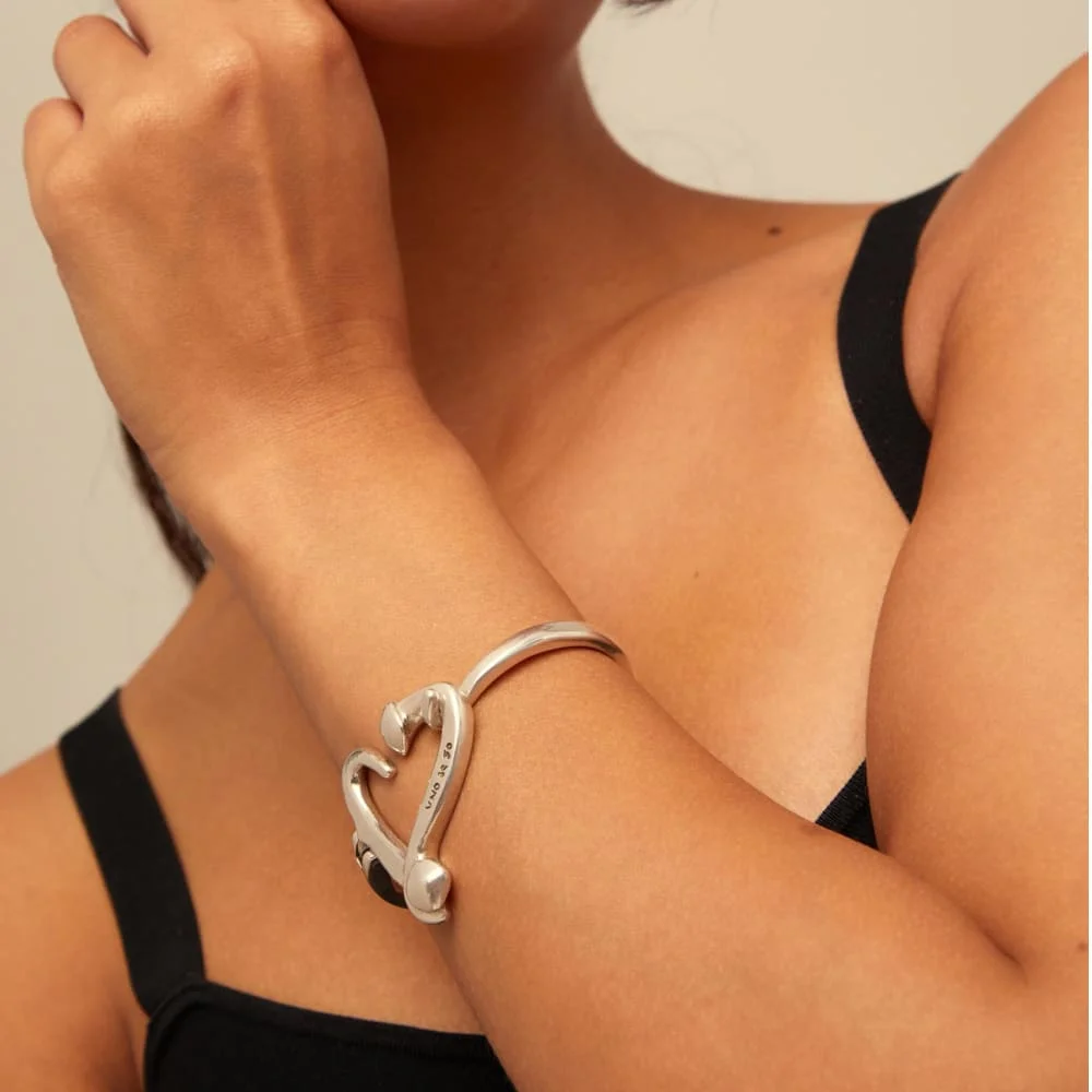 UNOde50 Silver & 18K Gold Bracelet - Trendy & Luxurious, Enhances Grace, Great Price