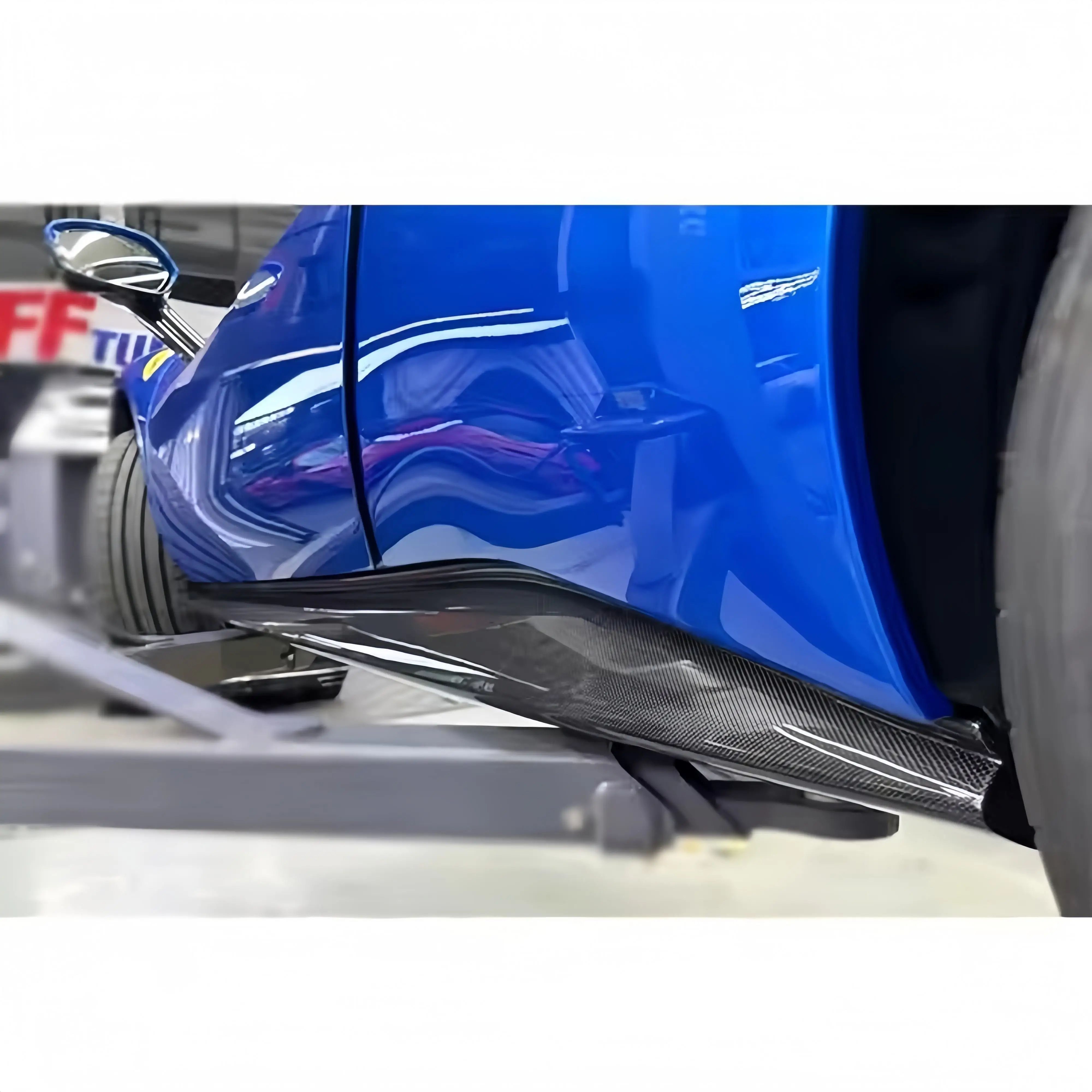 

OEM Style Dry Carbon Fiber Side Skirt for Ferrari 296GTB Upgraded Automotive Body Parts Skirt Edge