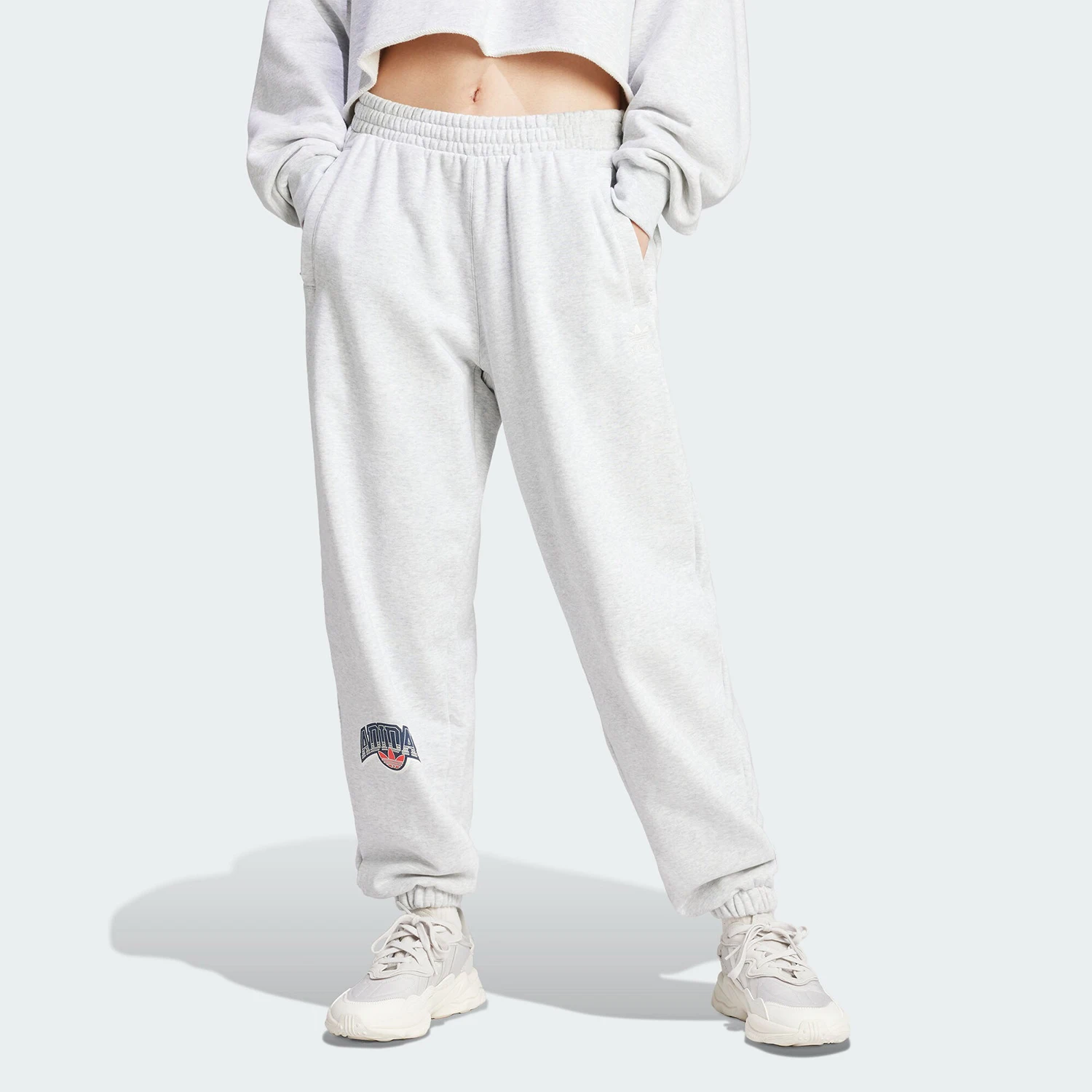 

Adidas genuine CS SWEATPANTS Women's Cuffed Loose Sport Pants IT7319