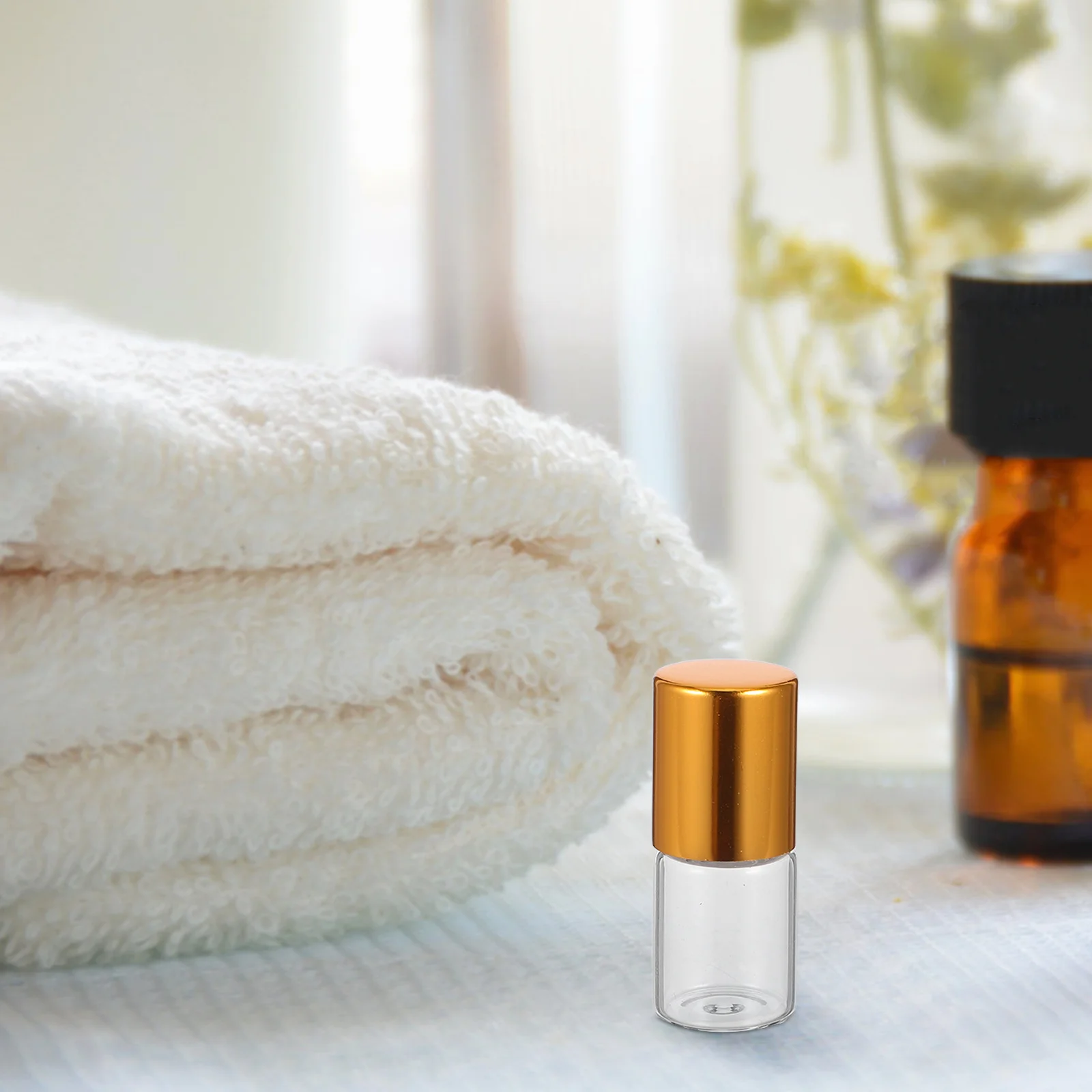 12pçs garrafas de rolo de óleo essencial, vidro transparente recarregável, tamanho de viagem, recipientes de perfume, rolo vazio em frascos de amostra de fragrância