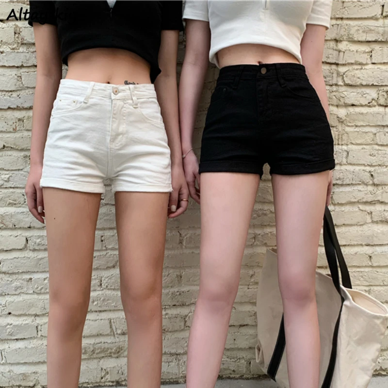 กางเกงยีนส์เอวสูงกางเกงขาสั้นผู้หญิงฤดูร้อนยืดสบายๆซิปปุ่มกระเป๋าทึบเรียบง่ายวินเทจสไตล์เกาหลี
