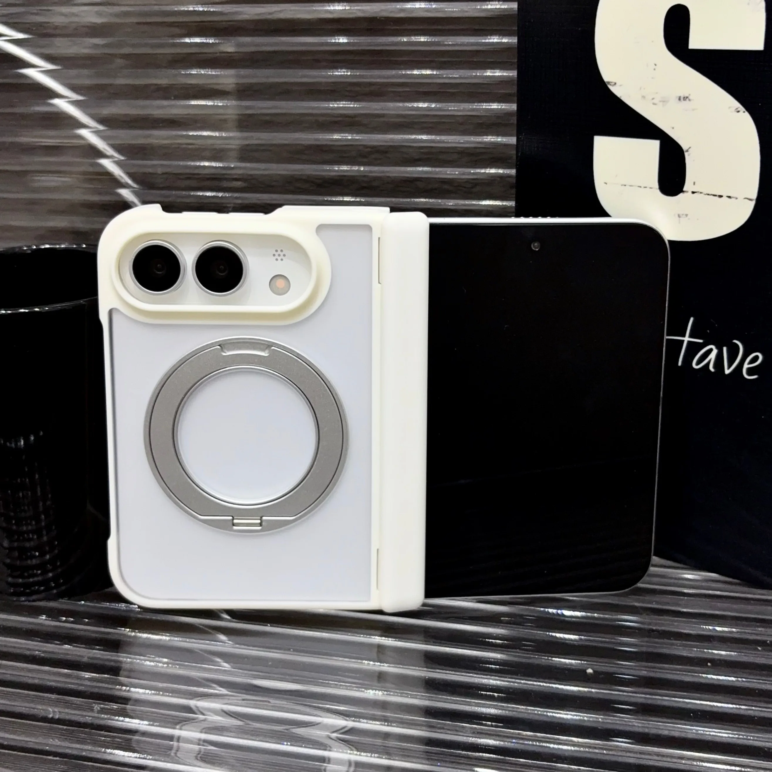 Funda plegable para iPhone Duo - Magnetic Charging Stand reseña y precio