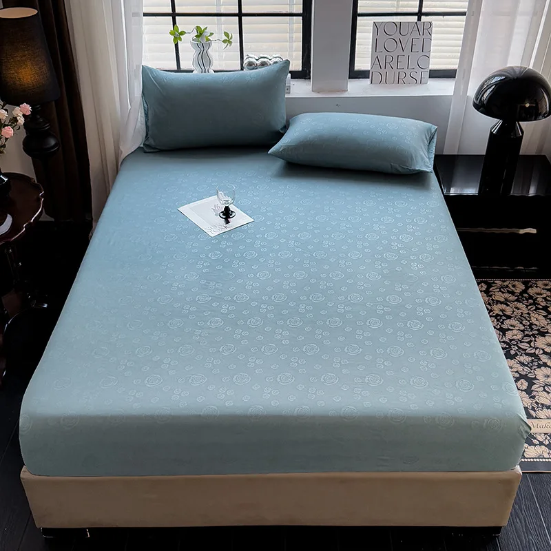 New solid color skin-friendly abraded single fitted sheet household mattress protective cover embossed, no pillowcase