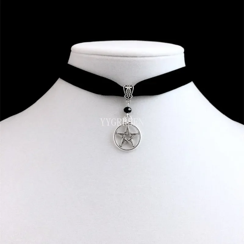 Goth Pentagram Choker Black Velvet Jewelry Pentagram Gorgeous Necklace Wicca Punk Creative Charm Fashion Women Delicacy Gift