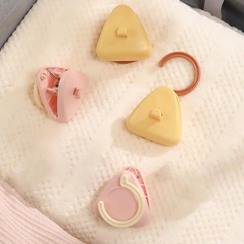 Ganchos de lavanderia clipe giratório ganchos de lavanderia cabides de inicialização resistente à prova de vento portátil super hold braçadeiras para meias sutiãs toalhas