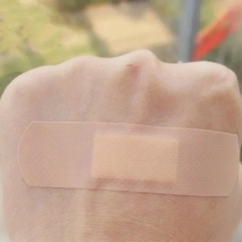 กันน้ํา Band-Aids ผ้าพันแผล First Aid Medical Anti-แบคทีเรียแผลพลาสเตอร์ขนาด Home Travel ชุดฉุกเฉิน