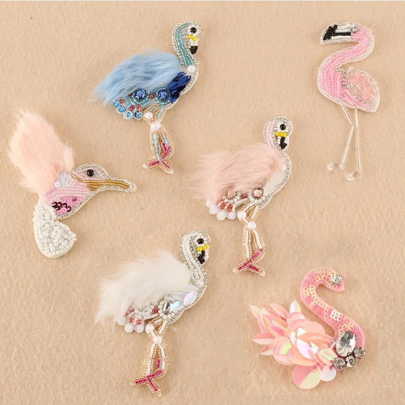 1 pcs Sequined fur Flamingo Patch for Clothes Sewing on Rhinestone Beaded Applique for Jackets Jeans Bags Shoes Beading Applique