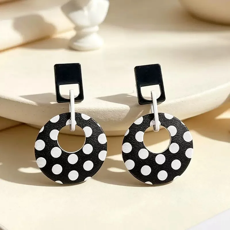 Black White Polka Dot Round Hollow Out Drop Earrings, Fashion Laser Cut Circle Dangle for Women New Trend 2026