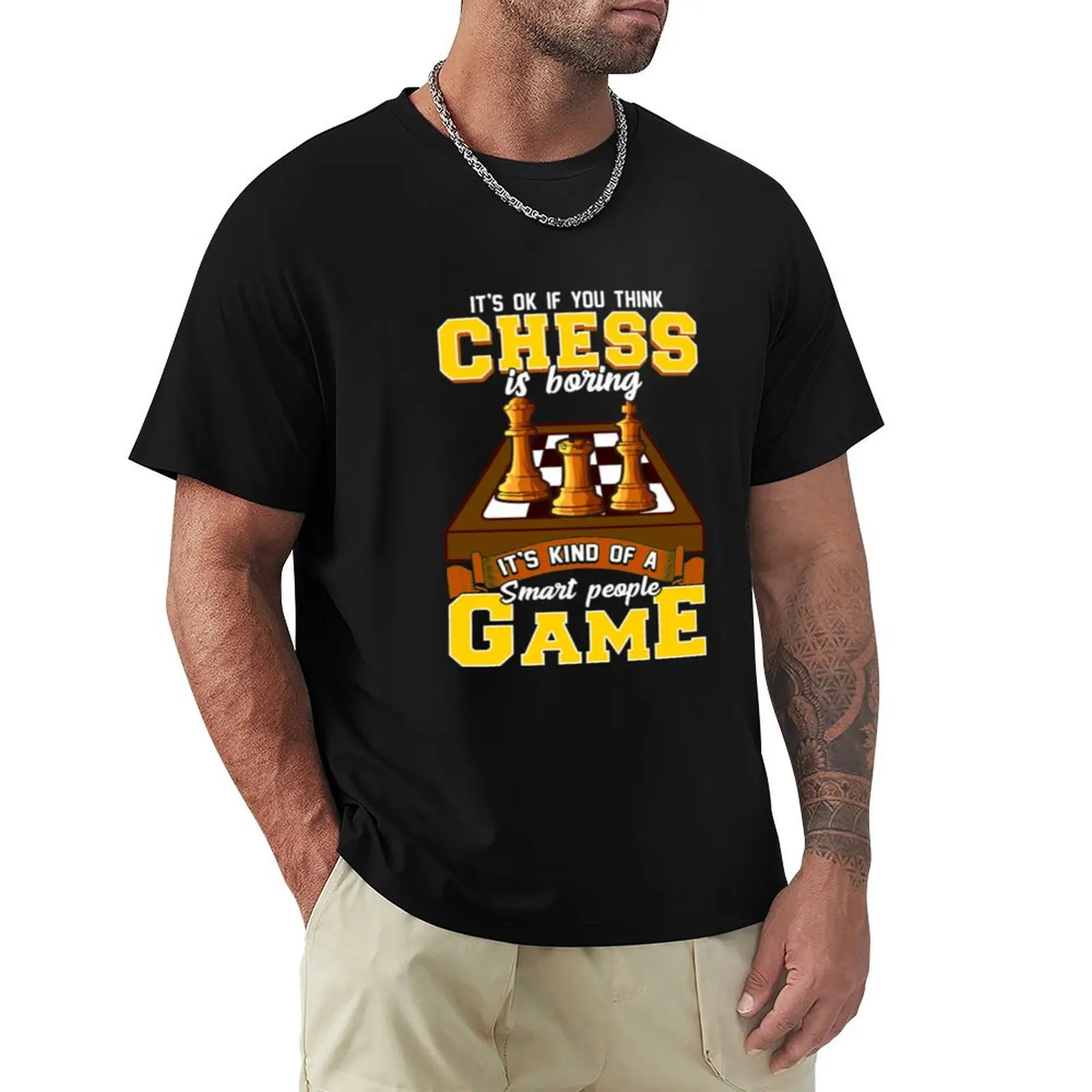 Camiseta de juego de ajedrez para hombres, playera divertida de jugador de ajedrez, animal prinfor, en blanco, color negro