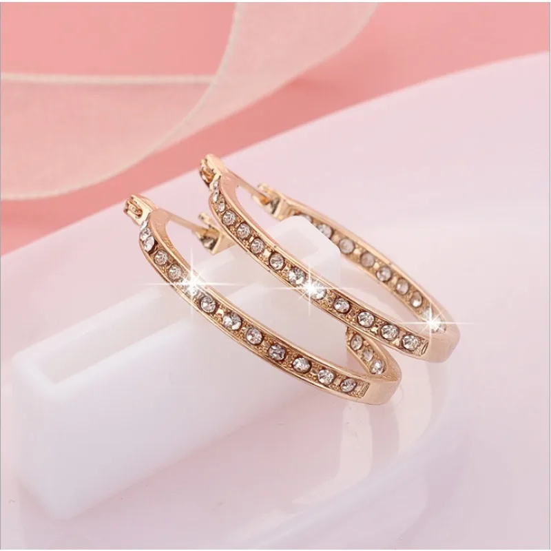 Stylish and elegant ear jewelry, earrings, temperament rings, girlfriend gift birthday