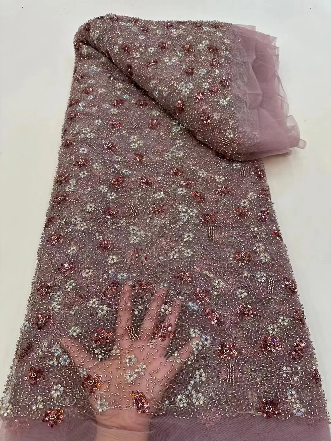 

2024 High -End Luxury Embroidery Heavy Beaded Lace Fabric African With Sequin Fabric For Wedding Dress