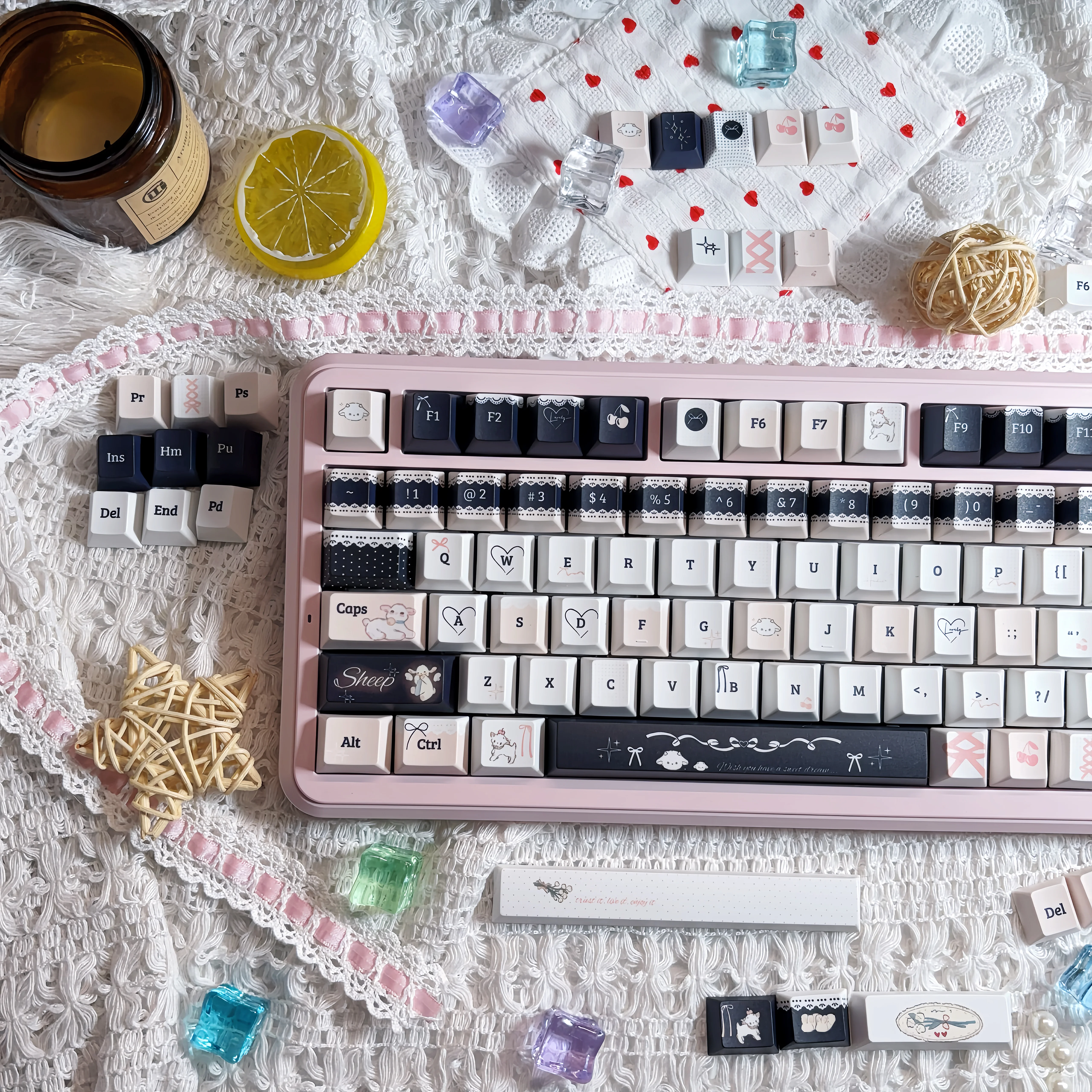 مجموعة أغطية مفاتيح من الدانتيل على شكل الأغنام PBT Cherry Profile أغطية مفاتيح أصلية مصنوعة يدويًا لملحقات لوحة المفاتيح الميكانيكية هدية DIY #1