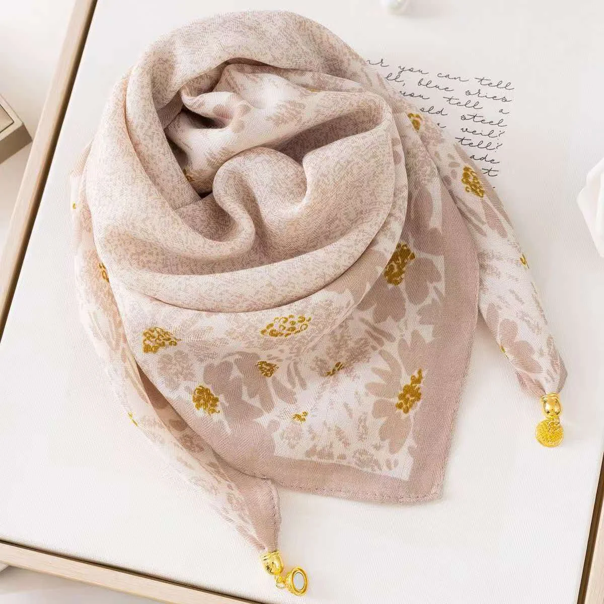 novo-cachecol-quadrado-quente-com-fecho-magnetico-cachecol-de-seda-triangular-cachecol-de-algodao-cachecol-feminino-elegante-para-primavera-outono-inverno