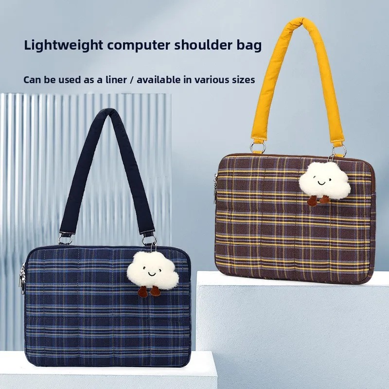 

Retro Elegance IPad Sleeve Scottish Tartan Laptop Tote New Style Single-Shoulder Laptop Bag Thickened Compartmentalized Design