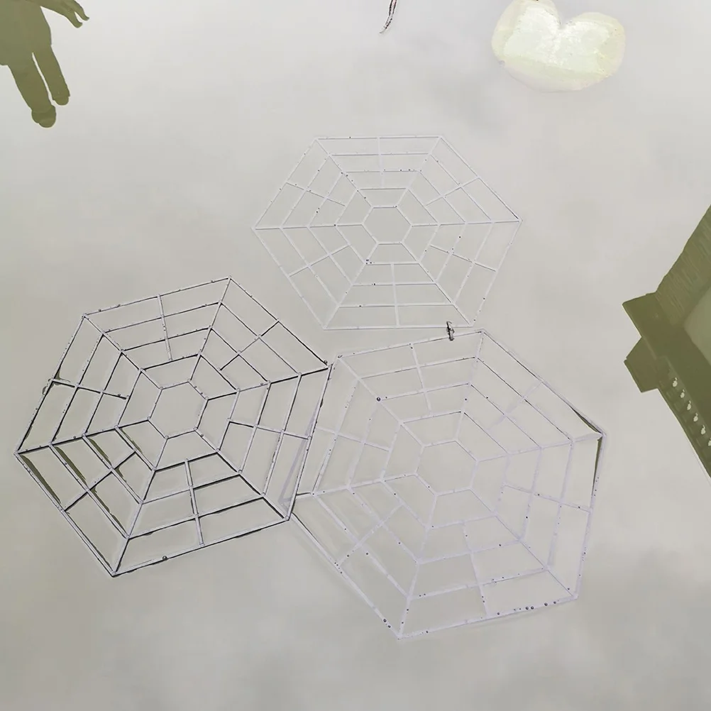 

20Pcs Fish Protectors Six Angle PP Plastic Pond Net Creatively Designed Combine for Better Effect Outdoor Pond Use Black