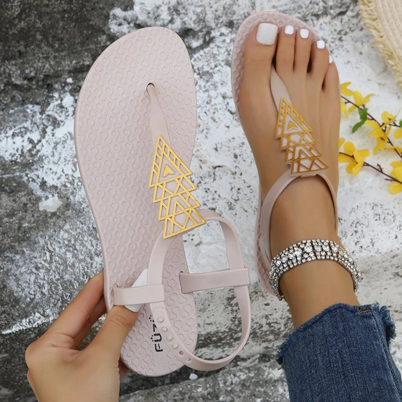 2024 New Fashion Summer Beach Shoes Outerwear Herringbone Flip-flops Roman Flat Sandals for Women Shoes for Women