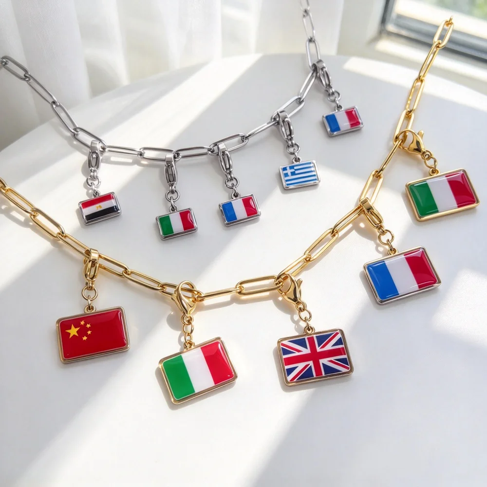 Minimalist Style Pendant World Flag Large Size 17MM*11MM Stainless Steel Keychain Pendant for Souvenir Women Men Gifts Wholesale