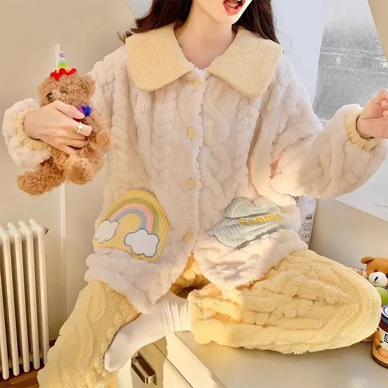 New Women's Pajamas Fleece Thickened Flannel Students Cute High-value Can Wear Loungewear Suit Age Reduction Can Be Worn Outside