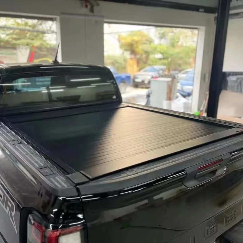 

Waterproof Rolling Tonneau Cover for Hilux Heavy-Duty Aluminum Roll-Up Topper Roll N Lock