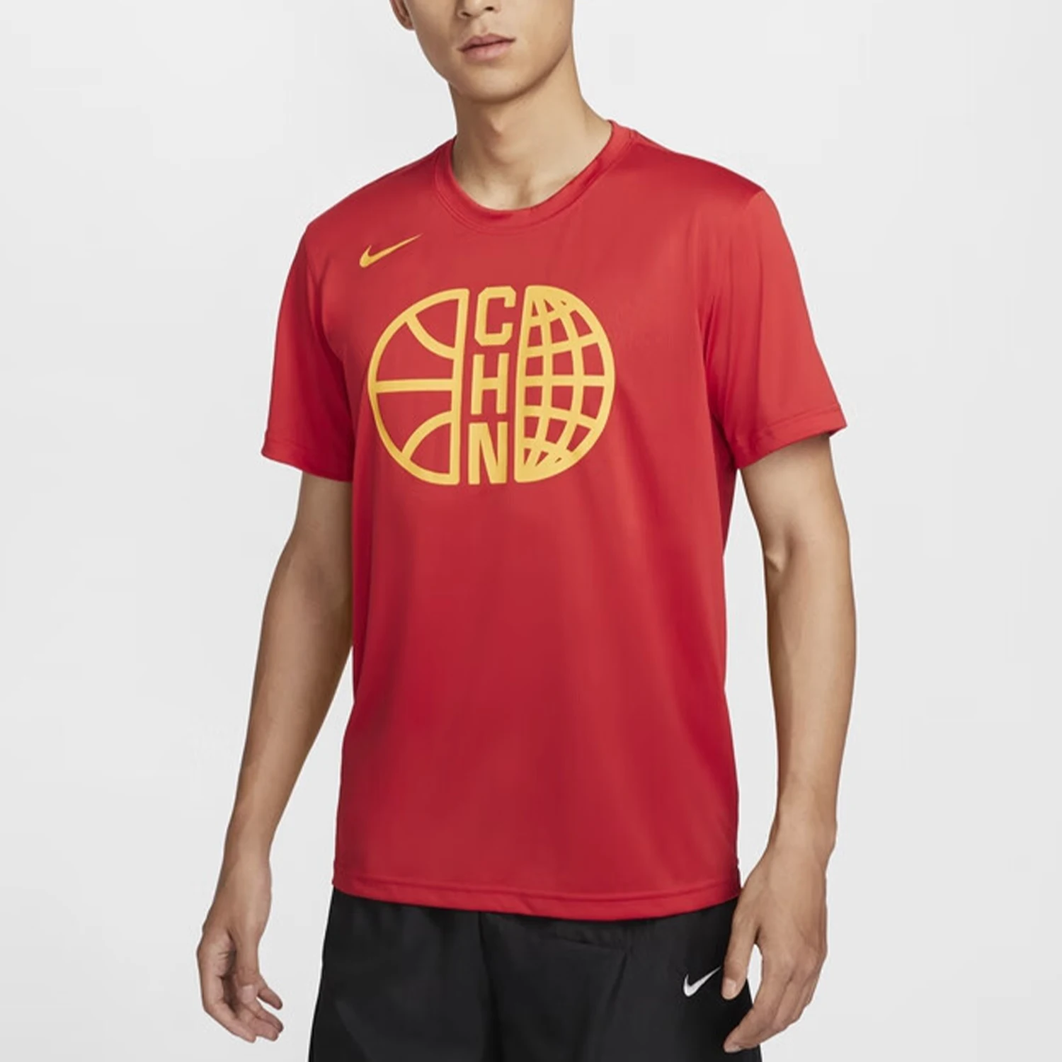 

Официальная мужская футболка Nike с круглым вырезом и принтом, легкая и приятная для кожи, с коротким рукавом FZ4596-637