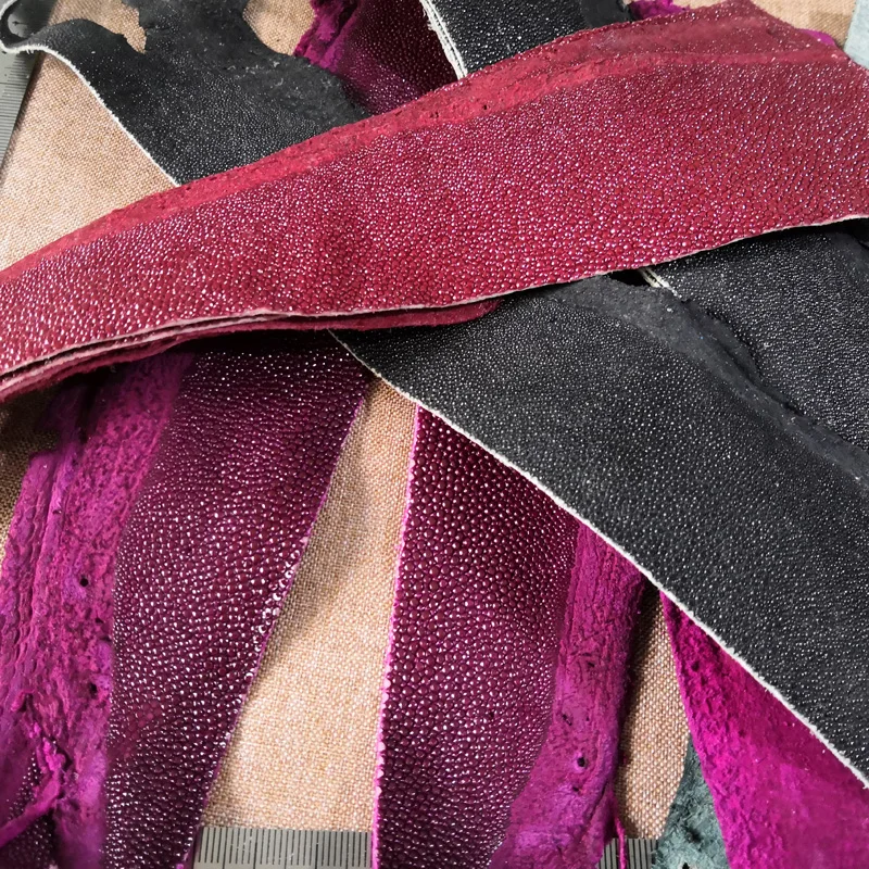 Non-Polished Real Stingray Skin, Leather Leftover Craft Material for Watch Straps, 20x3cm, 1.2-1.6 mm, 1 Piece