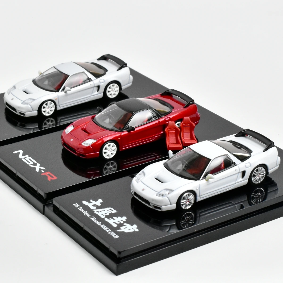 Hobby Japan 1:64 NSX R NA2 Diecast Model Car