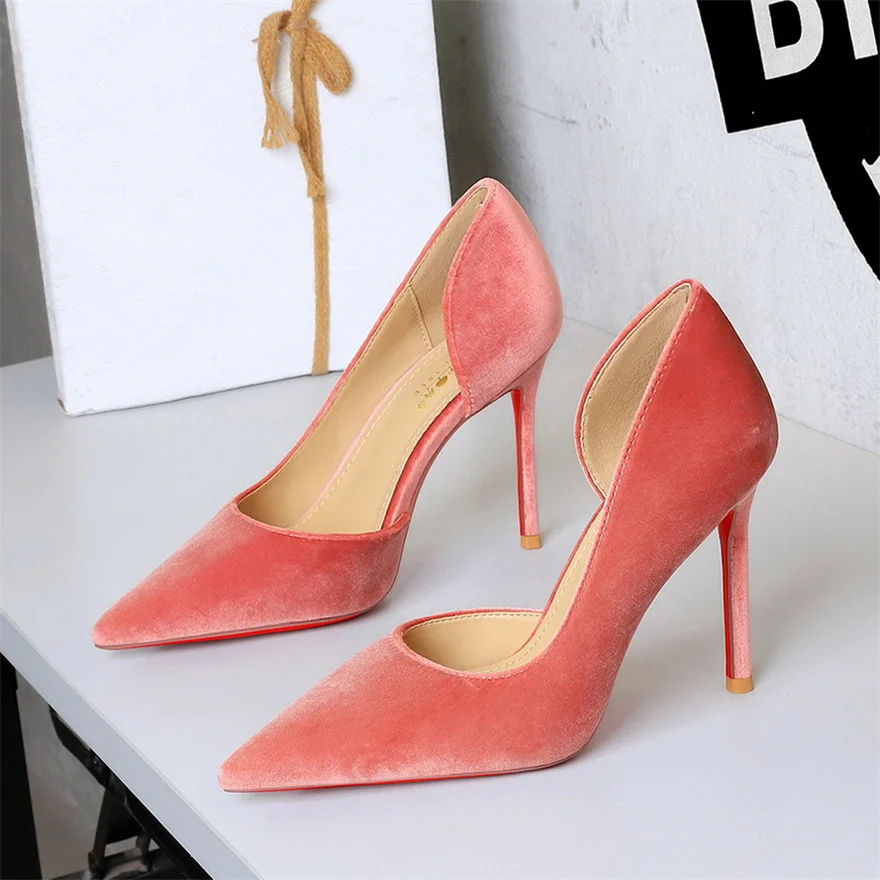 Kobiety seksowna strona wycięcia cienkie buty koreański Pointy Toe moda płytkie kobieta pompy wysokie szpilki buty ślubne damskie