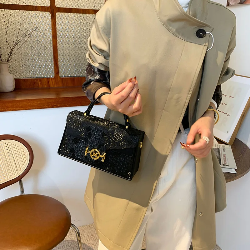 

Винтажная женская сумка через плечо 2025 года, многосторонняя сумка через плечо из натуральной кожи, шикарная сумка в стиле ретро для ежедневных поездок на работу