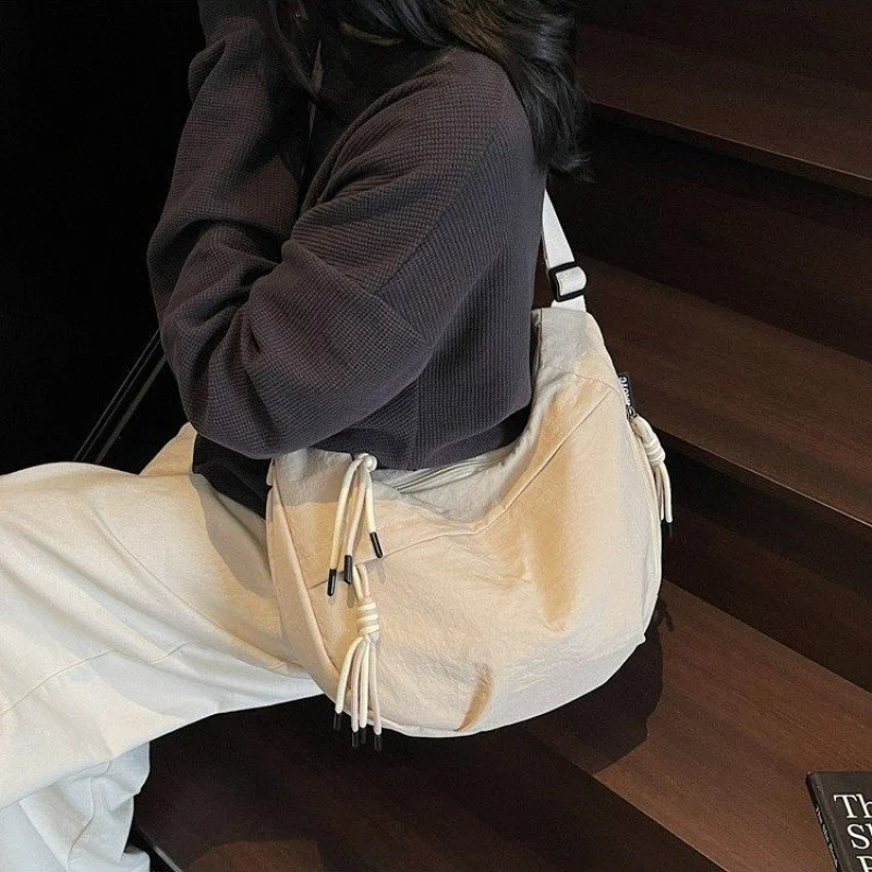 

Classic Elegant Women's Shoulder Bag Top Grain Leather Handbags Ladies Designer Style Crossbody Purse Functional Chic