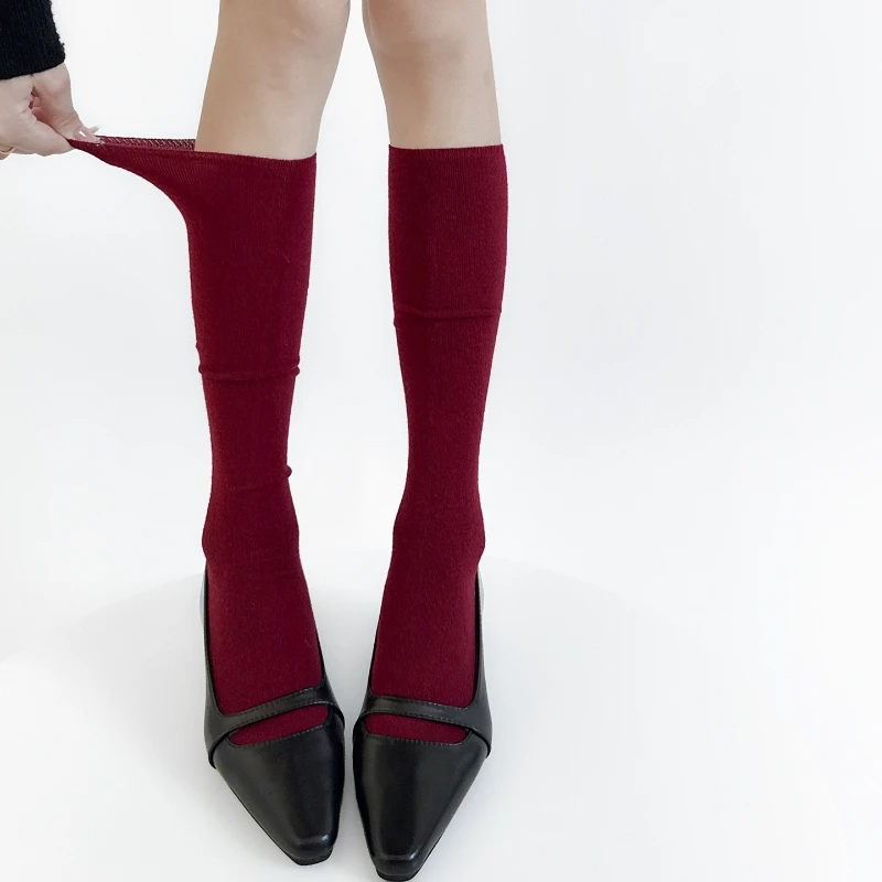 Stockings Women Autumn and Winter Warm Knitted Girls Knee Socks Women Stockings 5% Wool Solid Color Medium Tube Socks Stockings
