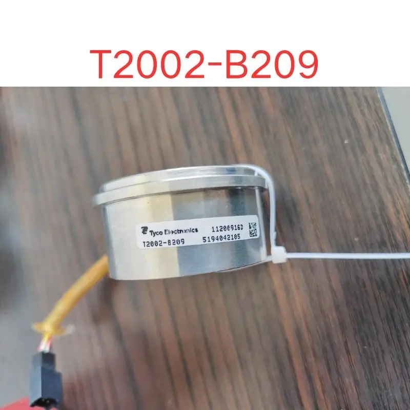 second-hand T2002-B209 Rotary Encoder Test OK Fast shipping