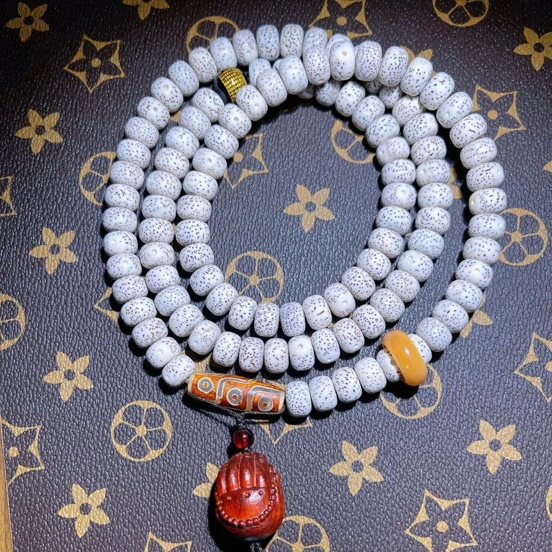 Hainan-Moon Root Bracelet Buddhist Bodhi Beads 108-Piece Necklace