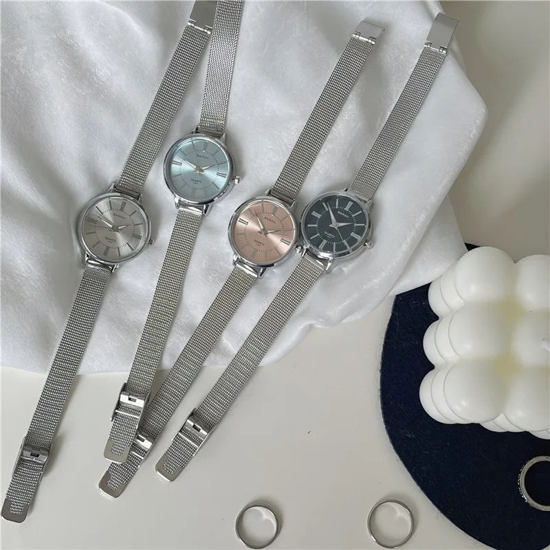 Simple Casual Women Watches Silver Alloy Steel Strap Ins Trendy Business Sport School Student Grils Quartz Wristwatch Gift Clock