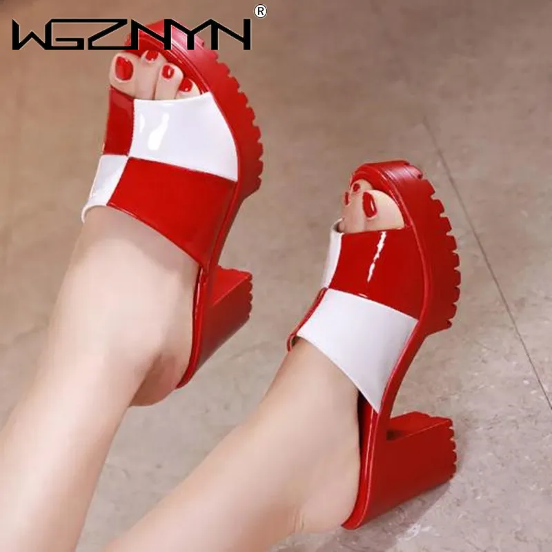 Sandálias luxuosas de plataforma de couro envernizado, sapatos peep toe de verão, chinelos elegantes de salto alto, calçados femininos para festa e escritório 2024