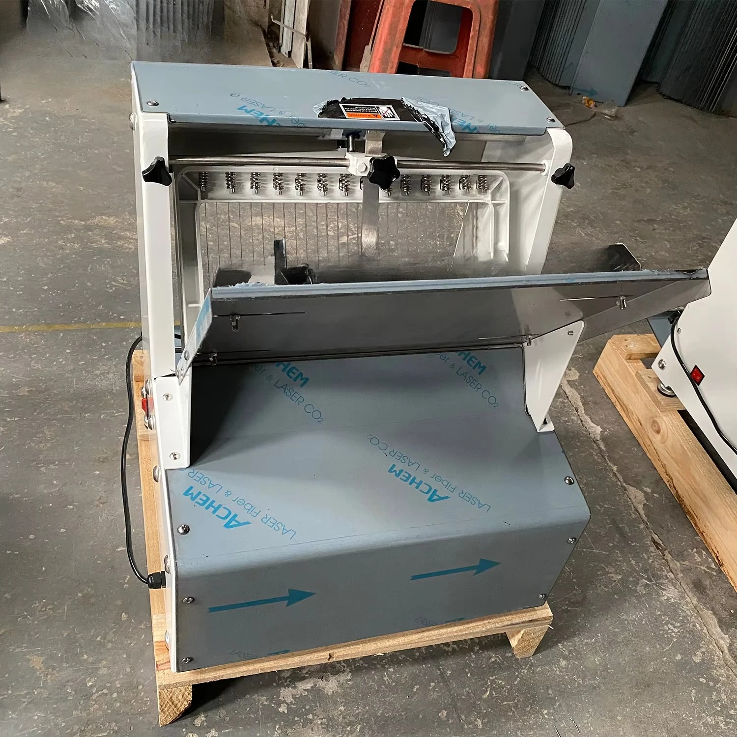 Long Bread Cutting Machine Bread Slicer for Bakery Toast Cutting Bread Cutting