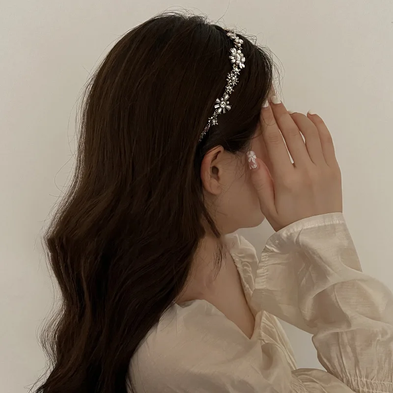 Diadema barroca de perlas de diamantes de imitación franceses, diadema ligera de lujo, diseño de hadas de alto sentido, accesorios para el cabello