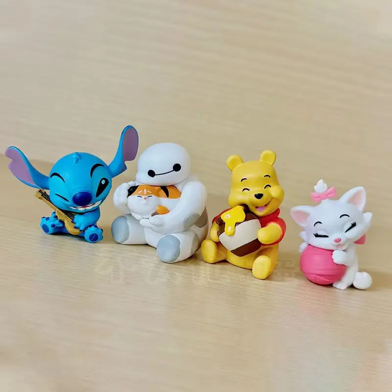 

Новый продукт на складе, стежка из фильма, Винни-Пух, персонаж, объятие, дизайн игрушки, глухая коробка, украшение для рабочего стола, фестиваль, креативный подарок