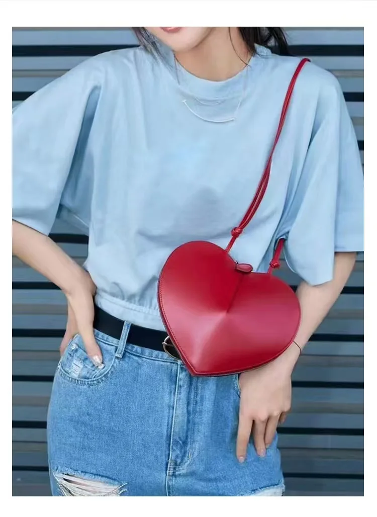 Niche design sweet and cool girl love bag high-end hot girl style cross-body bag simple and versatile shoulder bag